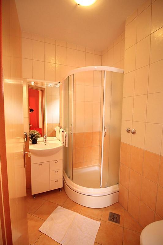 Apartments Stina Сегет Враница Екстериор снимка