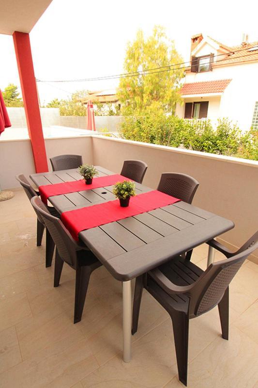 Apartments Stina Сегет Враница Екстериор снимка