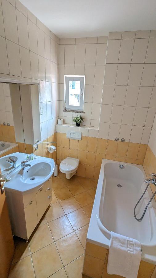 Apartments Stina Сегет Враница Екстериор снимка